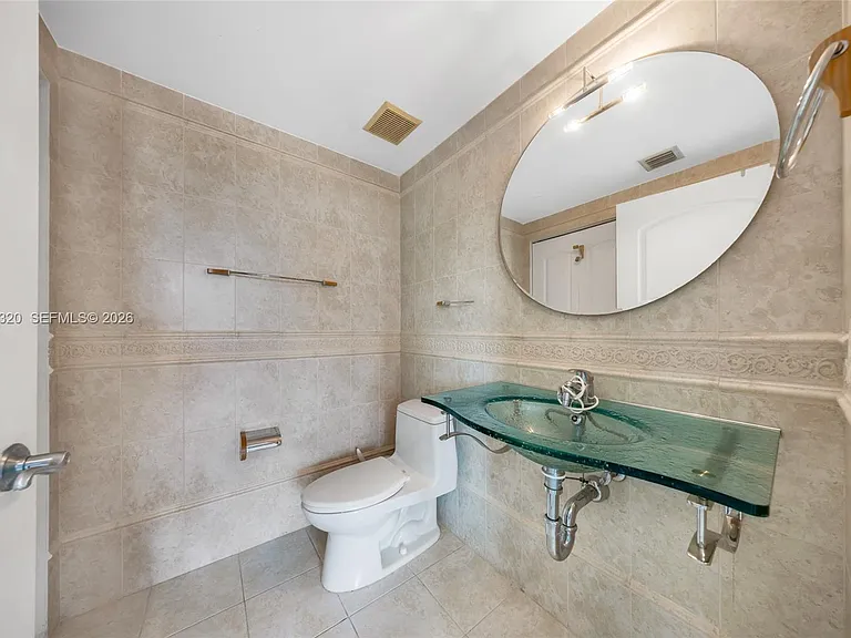 110 Washington Ave #2505 — Photo 8