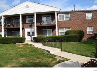 10307 Forest Brook Ln APT C, Saint Louis, MO 63146