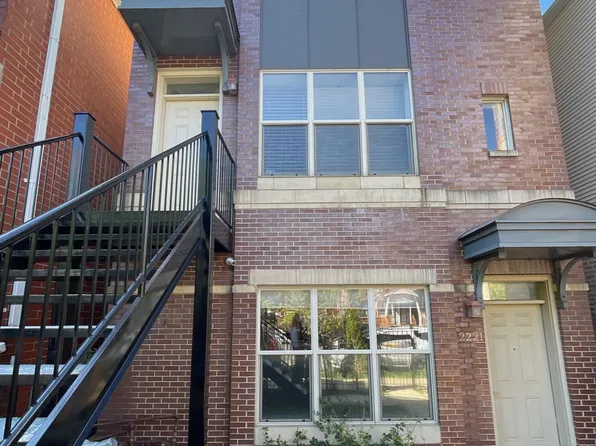 2221 W Madison St #2, Chicago, IL 60612