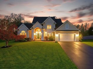 6131 La Frank Dr, Ontario, NY 14519