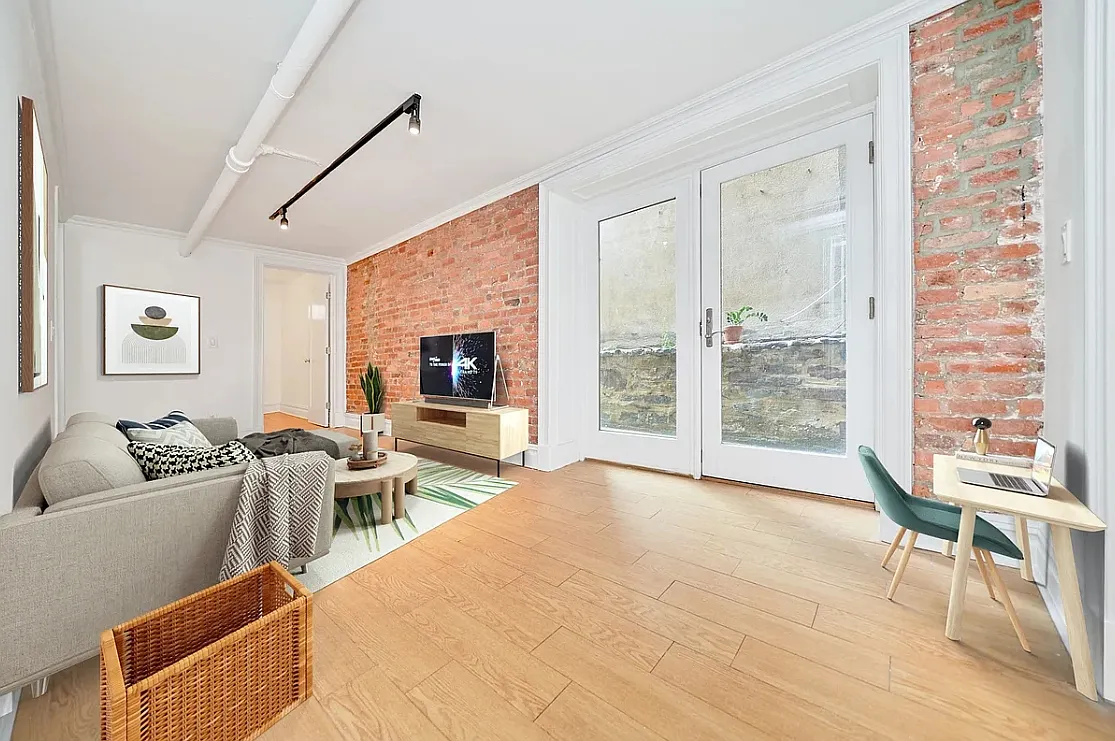 Building Photo - 42 Grove St #1D
