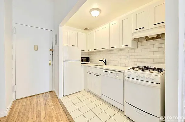 Rented by Voro NYC | media 11