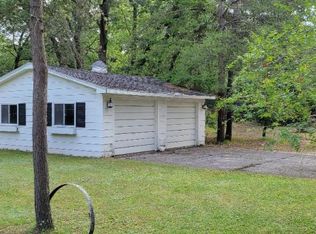 6590 Sylva Beach Rd, Caseville, MI 48725