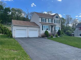 54 Maria Rd, Plainville, CT 06062