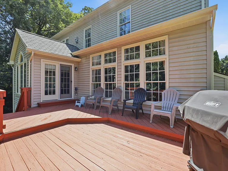5767 Bush Hill Dr — Photo 10