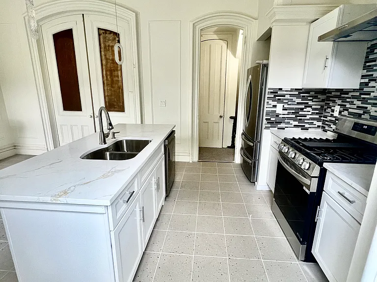 95 Sterling Pl #GARDEN — Photo 17