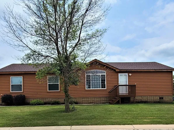 32 Southfork Dr SE, Kasson, MN 55944