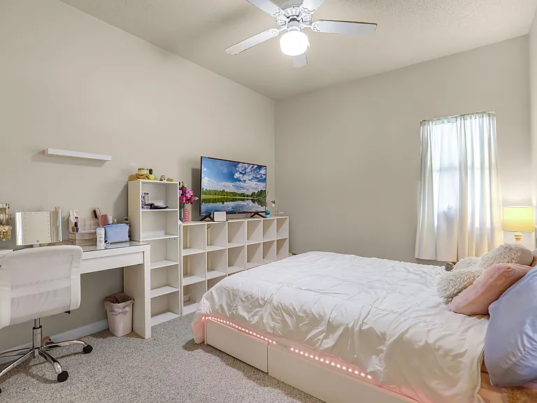 753 Forest Green Dr — Photo 5