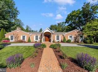 13508 Overhill Dr, Hagerstown, MD 21742