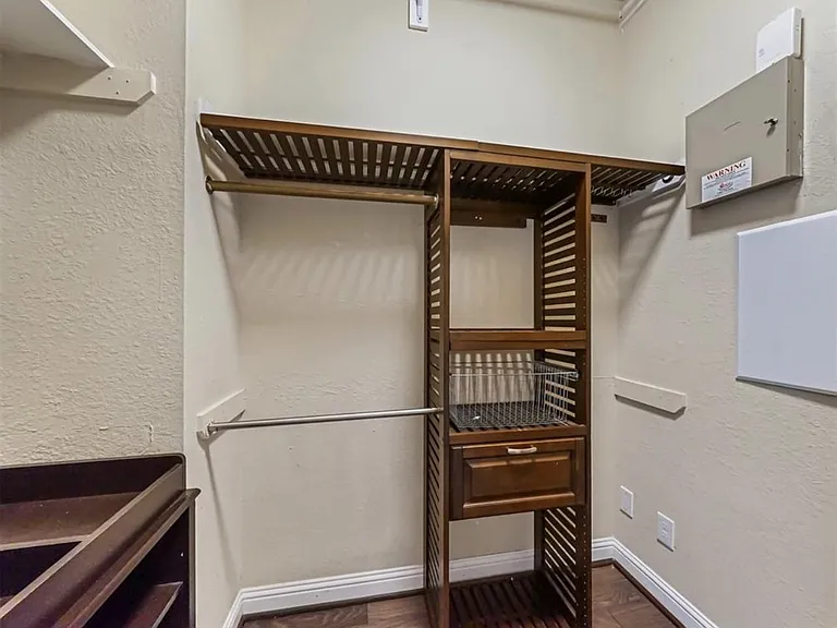 6005A Kansas St — Photo 31