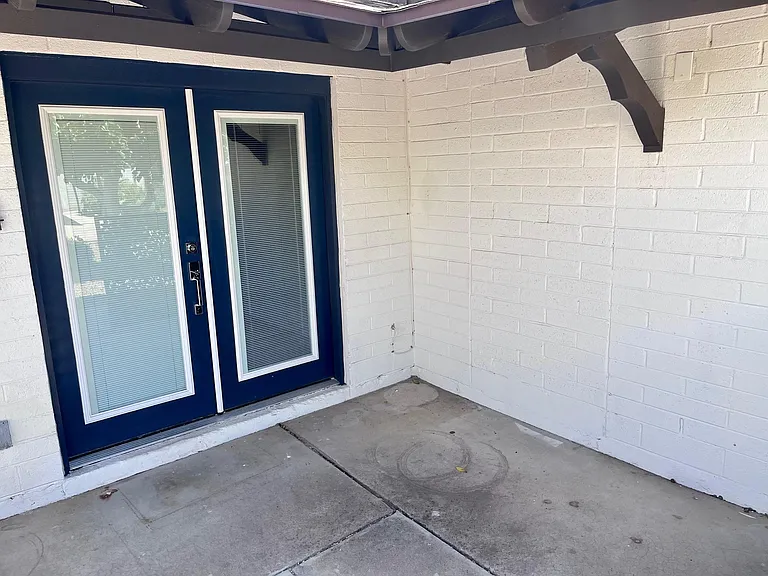 2621 E Campbell Ave #4 — Photo 26