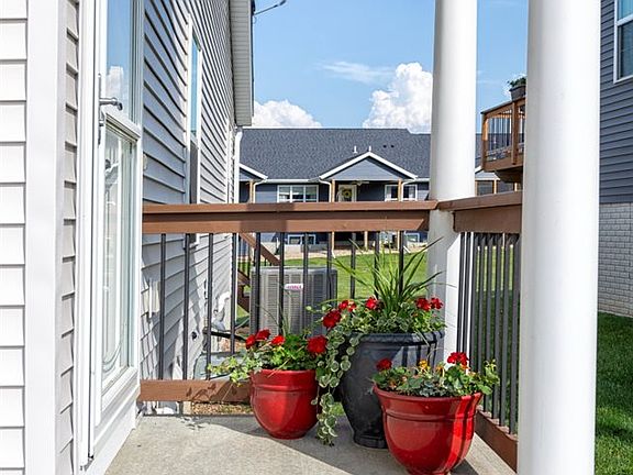 2nd image of 4033 Mourning Dove Dr