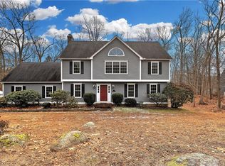 4 Ash Creek Rd, Branford, CT 06405