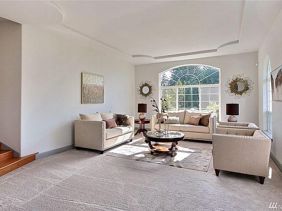 4th image of 6706 Macintosh Ct SE