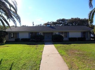 539 Brookhollow Dr, Port Lavaca, TX 77979