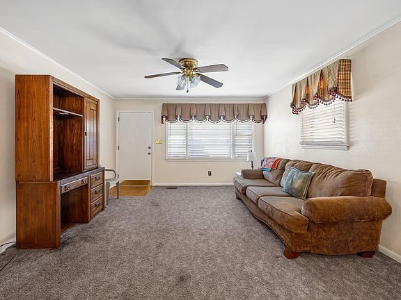5th image of 1291 Montview St