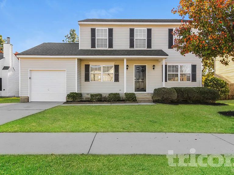 131 Quiet Grove Dr — Photo 1