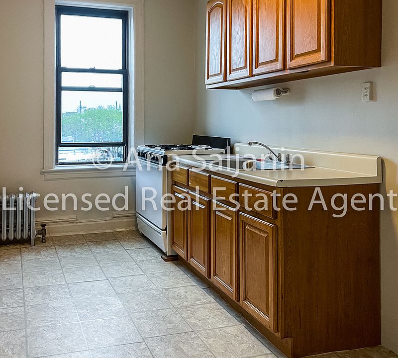 1st image of 24-60 32nd St #14