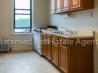 24-60 32nd St #14, Astoria, NY 11102