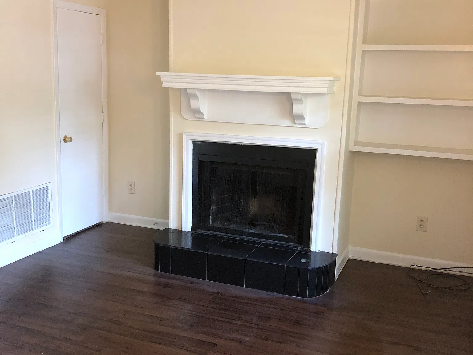 2 bed, 1250 sqft, $1,650 — Photo 1
