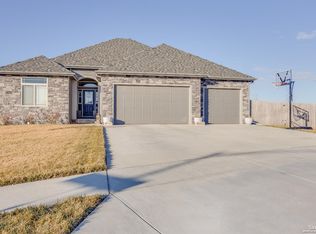 2300 Brookfield Dr, Salina, KS 67401
