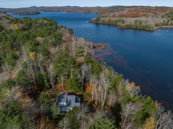 17 Paradise Lane, Surry, ME 04684