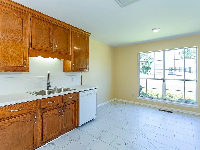 713 Jason Cir — Photo 17