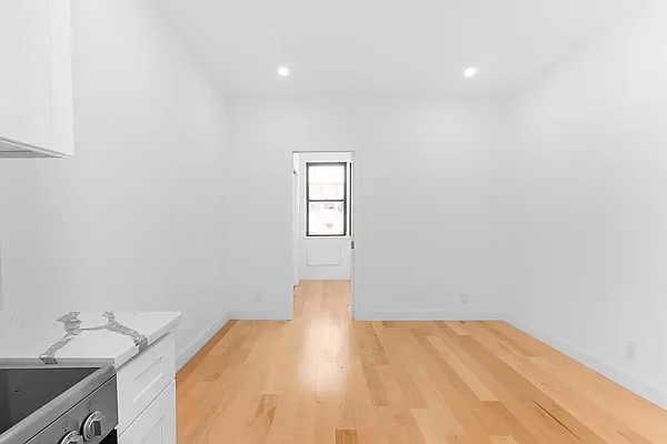 Rented by Compass | media 2