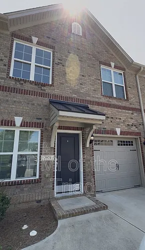 2974 York Place Dr Photo 1