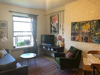 Rented by Living New York