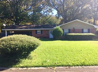 704 Cypress Rd, Starkville, MS 39759