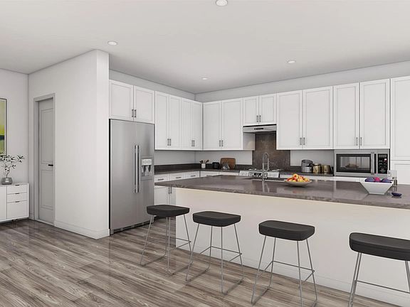 2nd image of 111 La Lomita Dr