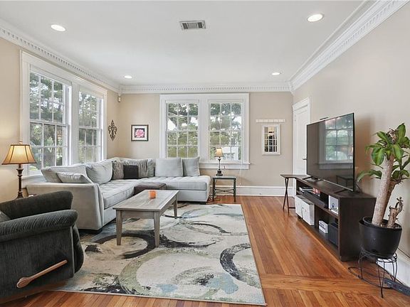5th image of 2902 Esplanade Ave