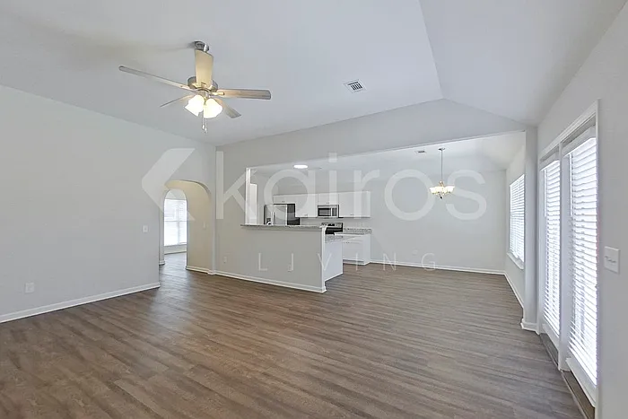 1883 Landing Pl — Photo 4