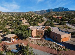 26 Cedar Creek Rd, Placitas, NM 87043
