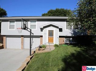 653 N 10th Ave, Blair, NE 68008