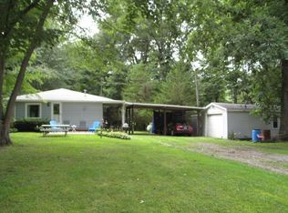 923 N 3540 East Rd, Neoga, IL 62447