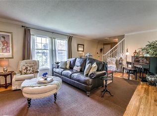 7424 NW Tomahawk Ln, Platte Woods, MO 64151