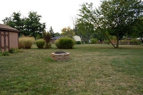 2nd image of 1063 Hicks Blvd