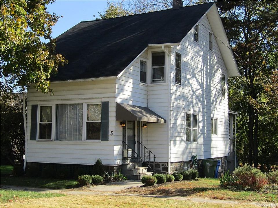 1st image of 5 Wickham Ave