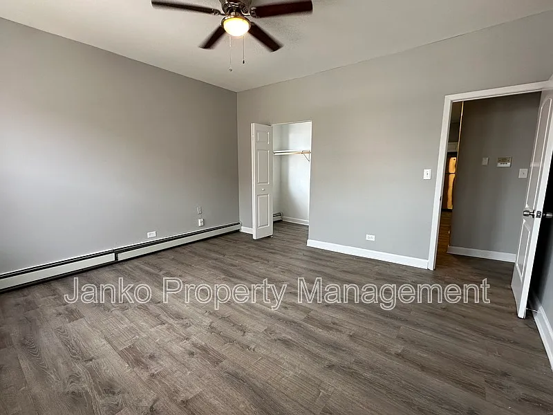 Building Photo - 52 N Parkside Ave #1