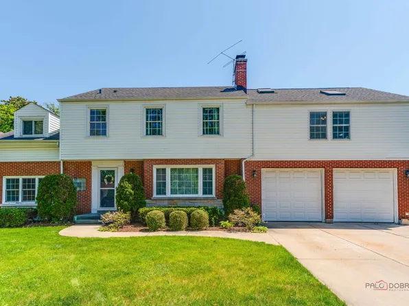 225 Stratford Rd, Des Plaines, IL 60016