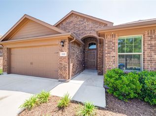 169 Bridlewood St, Azle, TX 76020