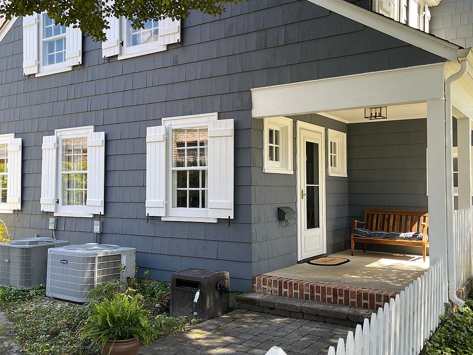 1st image of 611 Woodmere Rd