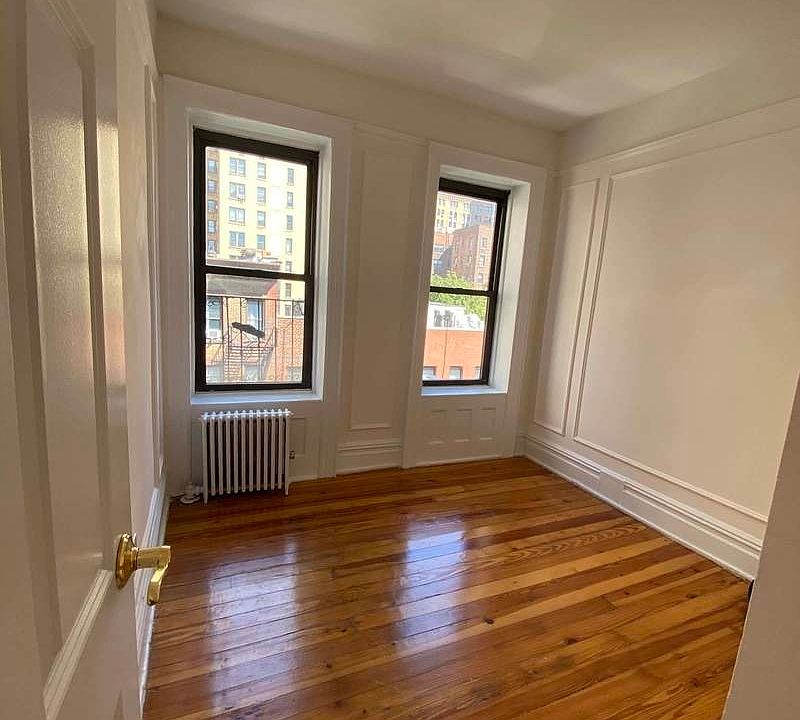 1st image of 308 E 78th St #3F