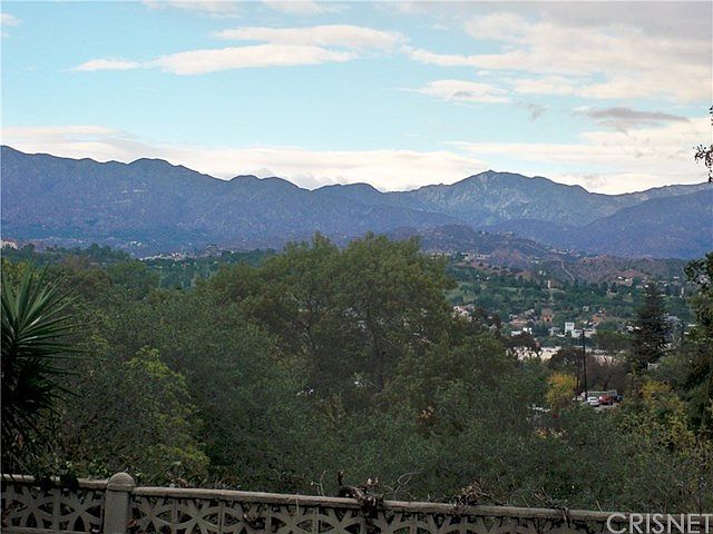 1st image of 2105 Loma Vista Pl
