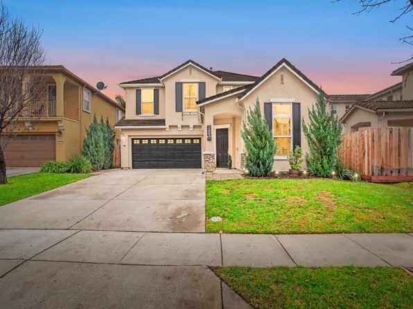 2483 Bear River Ct, West Sacramento, CA 95691