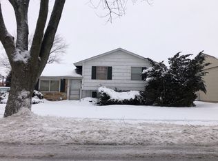 52 Jacobsen Ave, Glendale Heights, IL 60139