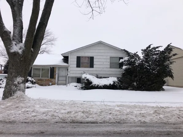 52 Jacobsen Ave, Glendale Heights, IL 60139