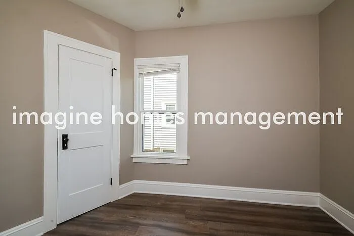 2139 Bunts Rd — Photo 9